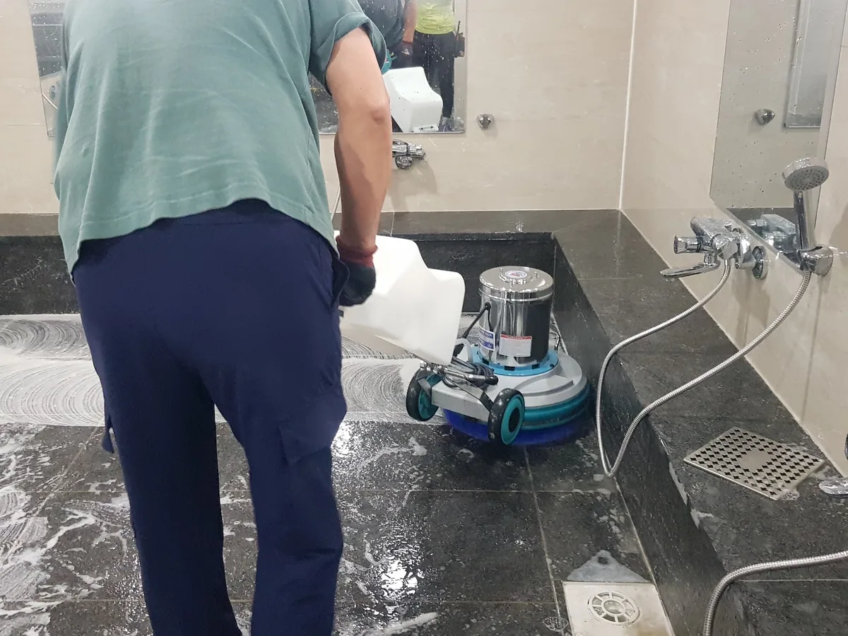 금산군 남이면 찜질방 수전·샤워기 건식 사우나 위생청소 사례 - 행진크린