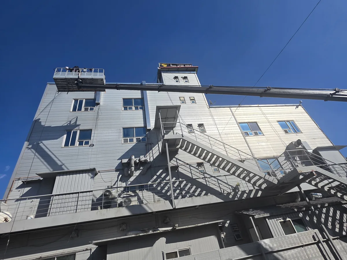 부여군 충화면 건물 화장실 세면대 살균 위생청소 사례 - 행진크린